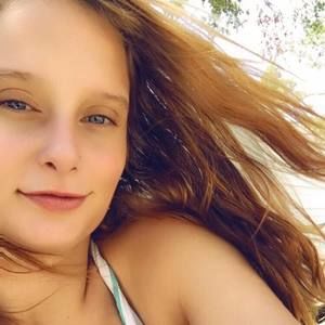 Meet your Posher, Amelia